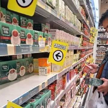 Consumo masivo con señales mixtas