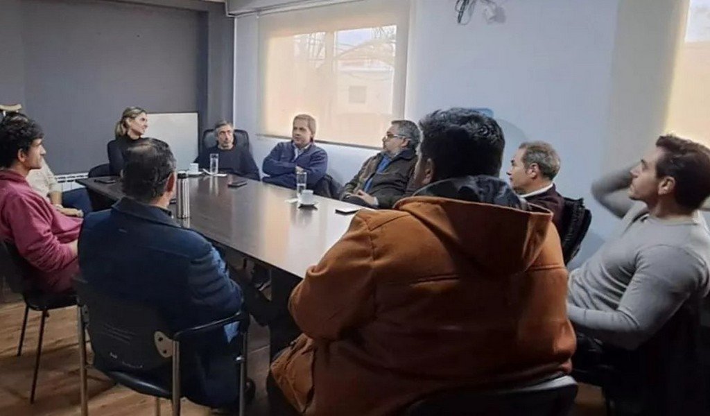 Reunión entre autoridades de SAETA y empresas concesionarias
