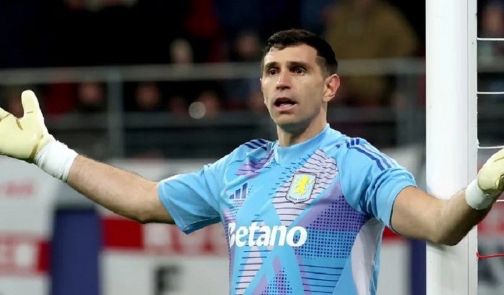 Dibu Martínez atajará ante Argelia