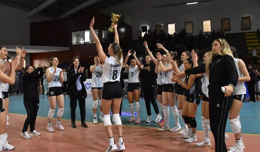 Las Panteras cerraron su gira en Salta con un triunfo categórico ante Perú