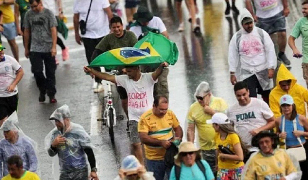 Brasil: un rayo cayó sobre una marcha